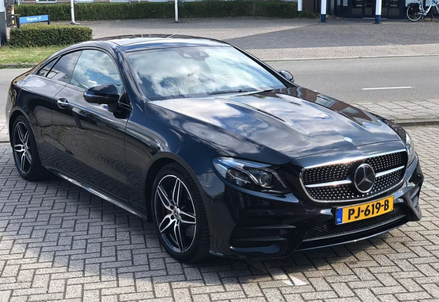 Mercedes-Benz E200 Coupé