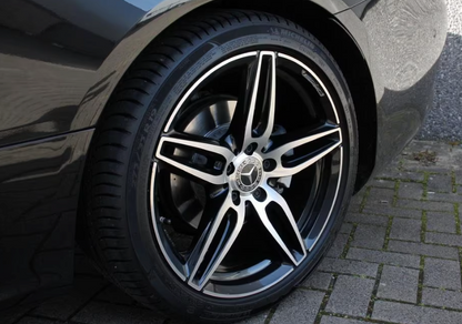 Mercedes-Benz E200 Coupé