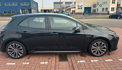 Toyota Corolla 2.0 Hybrid