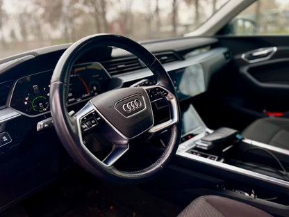 Audi E-tron 50