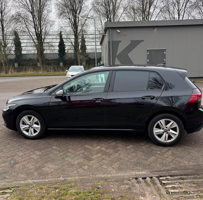 Volkswagen Golf 8 1.5 TSI