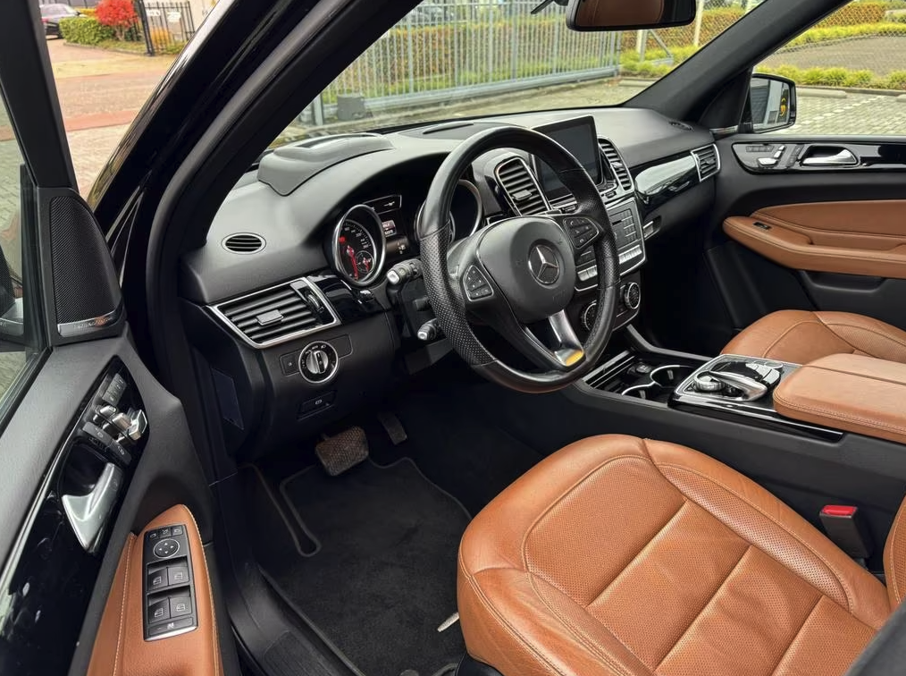 Mercedes-Benz GLE500e