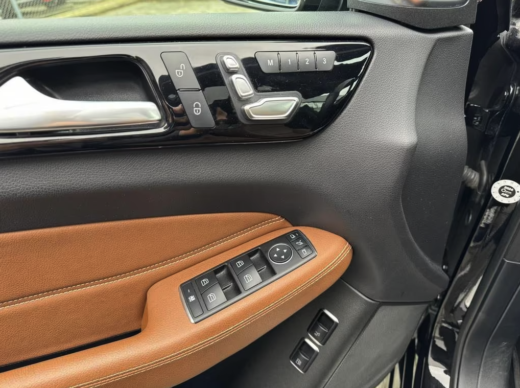 Mercedes-Benz GLE500e