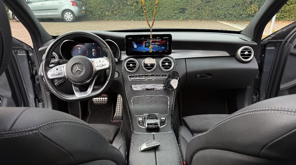 Mercedes-Benz C180 AMG