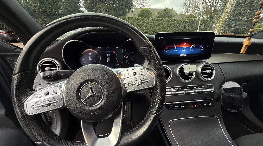 Mercedes-Benz C180 AMG