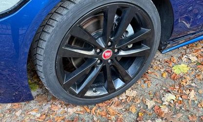 Jaguar XE 2.0 R-Sport