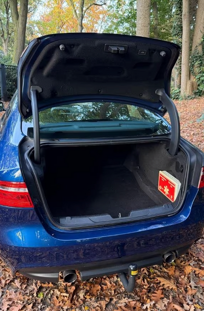 Jaguar XE 2.0 R-Sport