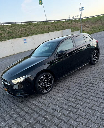 Mercedes-Benz A250e AMG