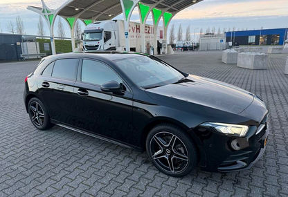 Mercedes-Benz A250e AMG