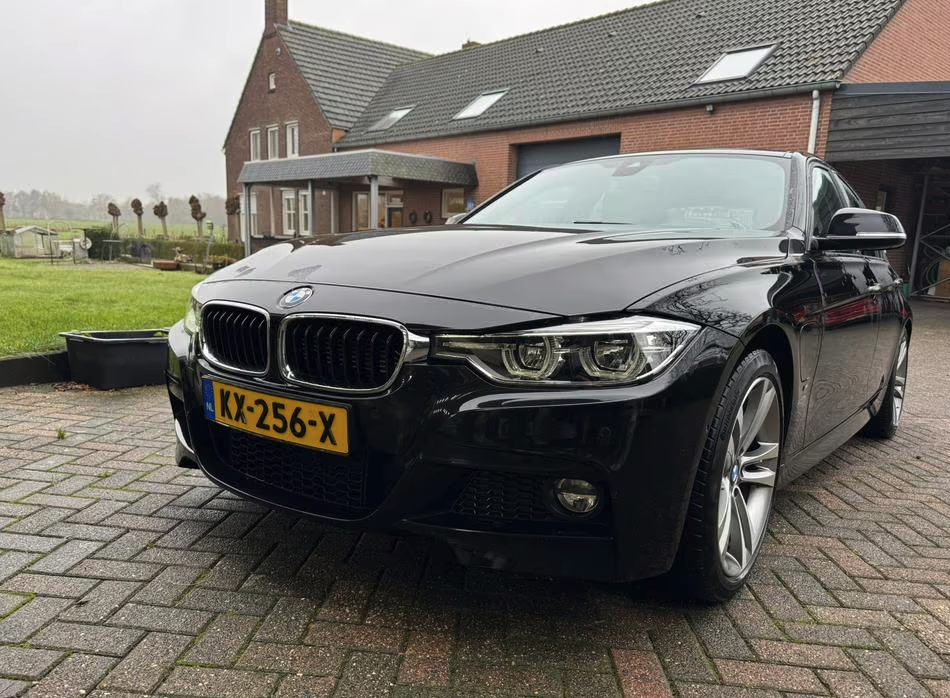 BMW 330e M-Sport