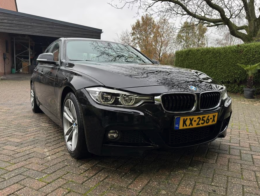BMW 330e M-Sport