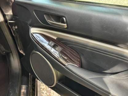 Lexus RC 300h Luxury Line