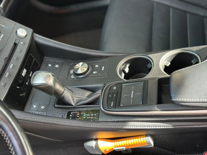 Lexus RC 300h Luxury Line