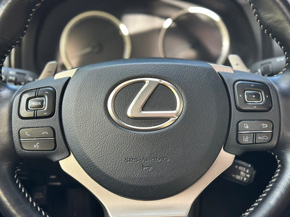 Lexus RC 300h Luxury Line