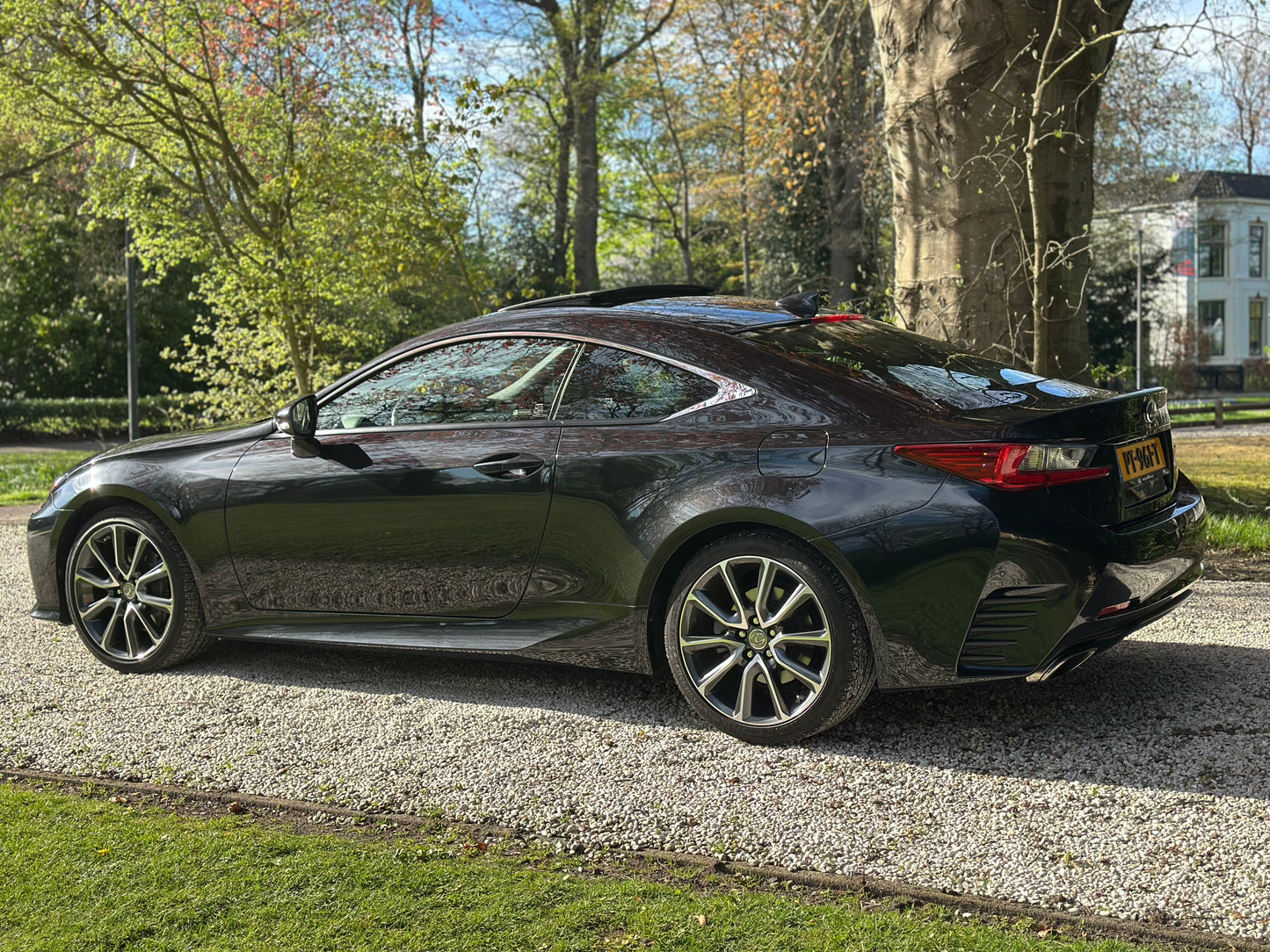 Lexus RC 300h Luxury Line
