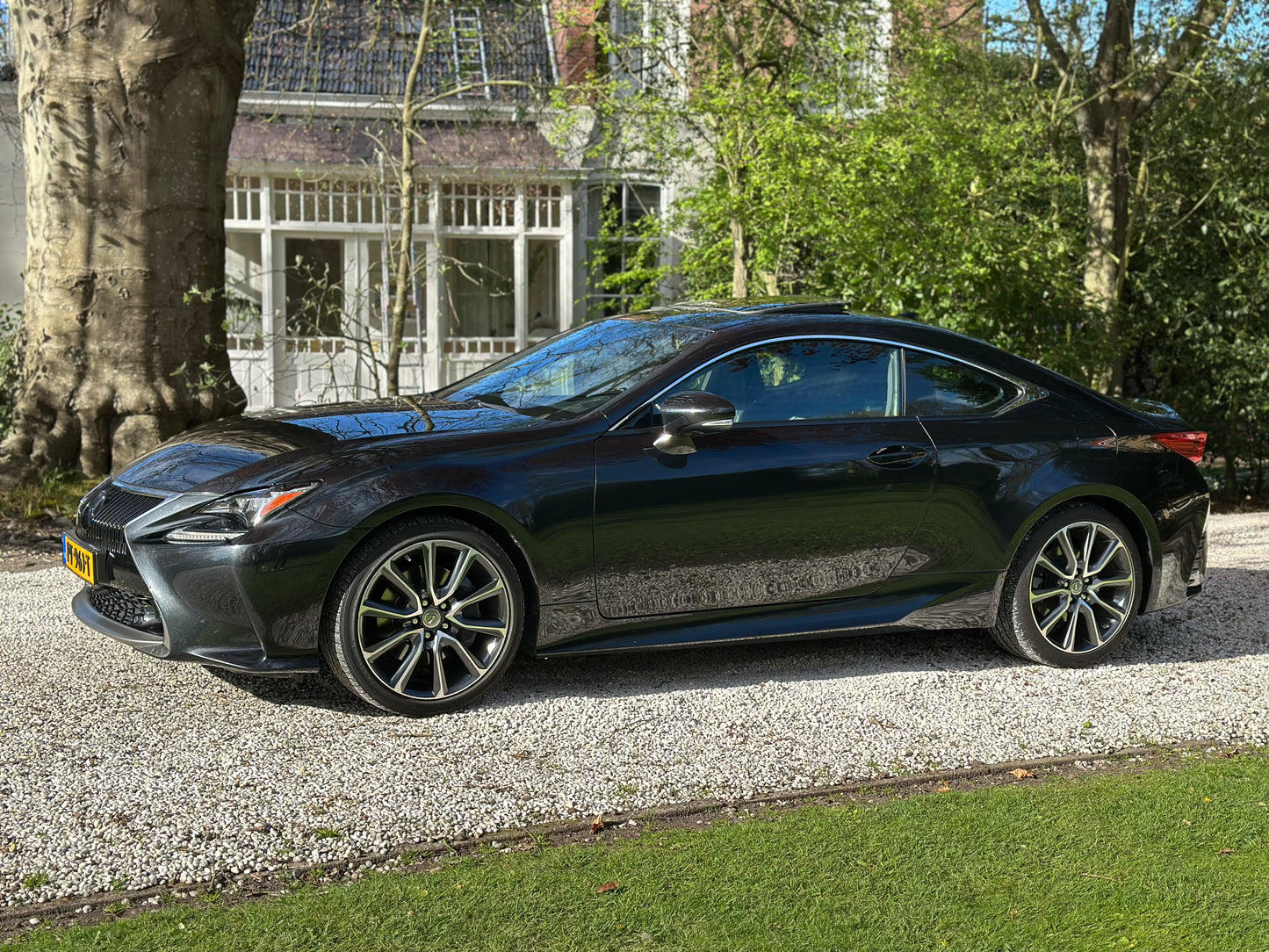 Lexus RC 300h Luxury Line