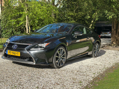 Lexus RC 300h Luxury Line